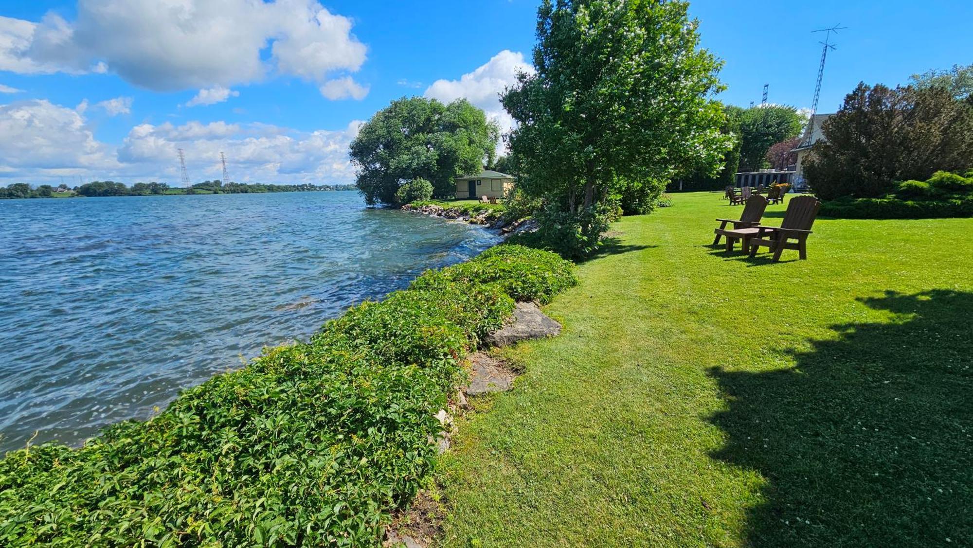 Hotel Oasis Lac St-Louis Salaberry-de-Valleyfield Εξωτερικό φωτογραφία