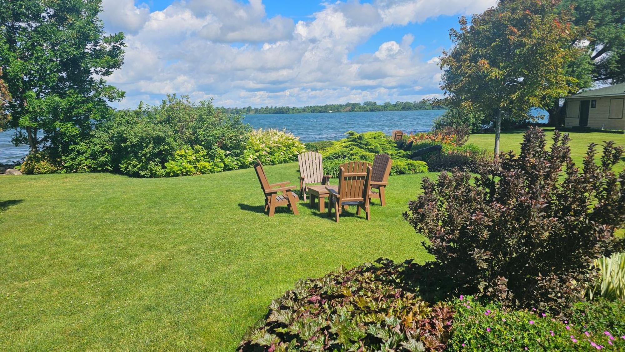 Hotel Oasis Lac St-Louis Salaberry-de-Valleyfield Εξωτερικό φωτογραφία
